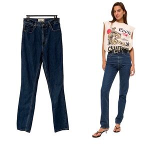 Abercrombie & Fitch the Slim Straight Ultra High Rise Jeana Size 27/4 extra long